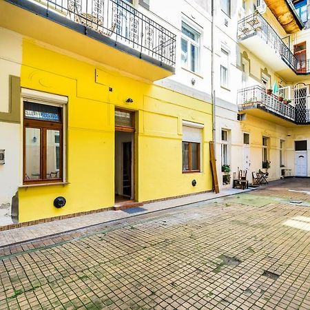 Bpr Cozy Rosie Apartment 布达佩斯 外观 照片